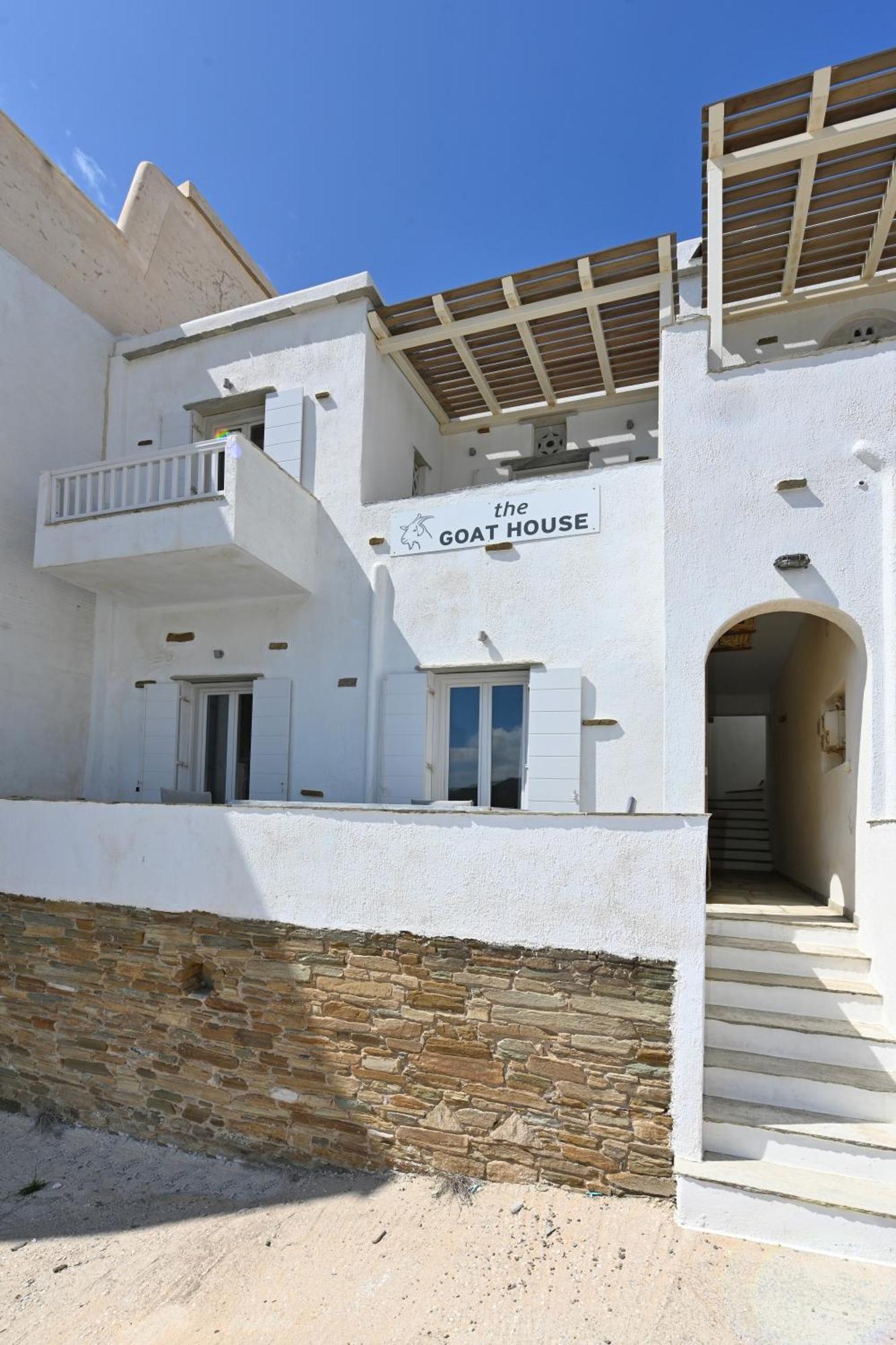 The Goat House Villa Kardhiani ภายนอก รูปภาพ
