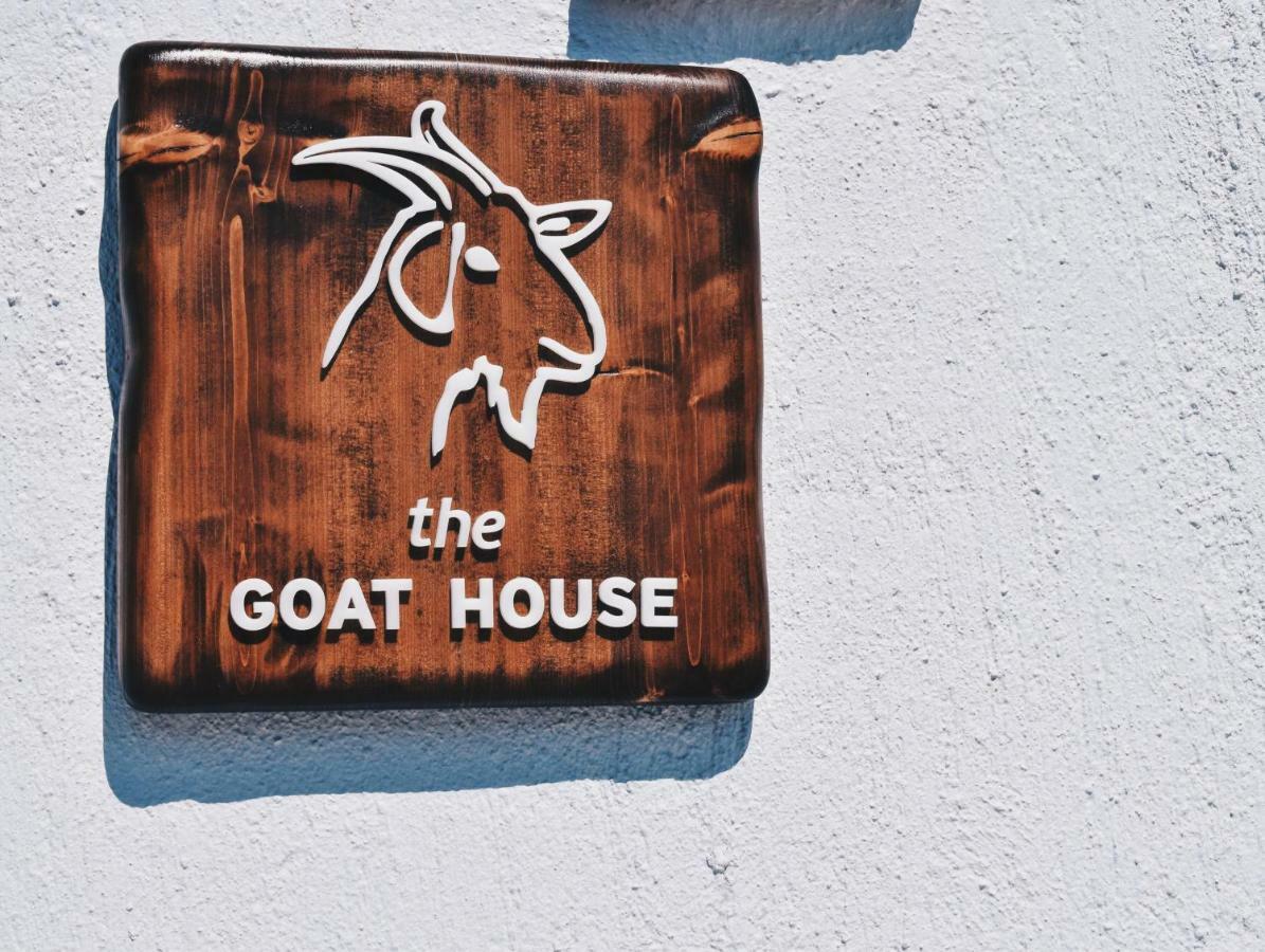 The Goat House Villa Kardhiani ภายนอก รูปภาพ